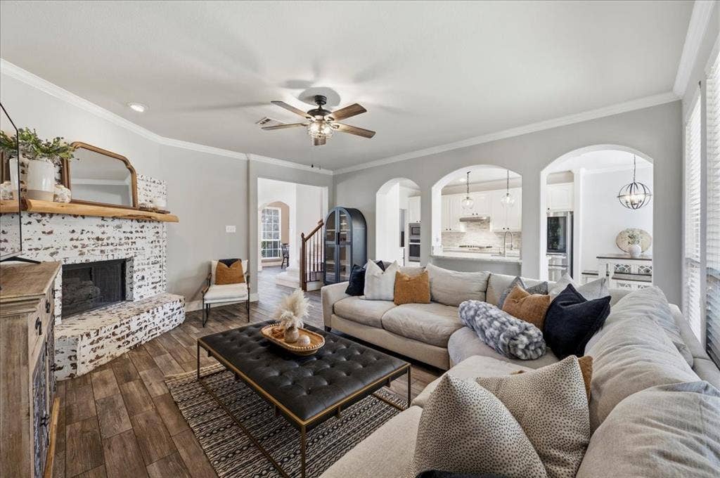 10320 Flat Creek Trail, McKinney, TX 75072 10320 Flat Creek Trail, McKinney, TX 75072