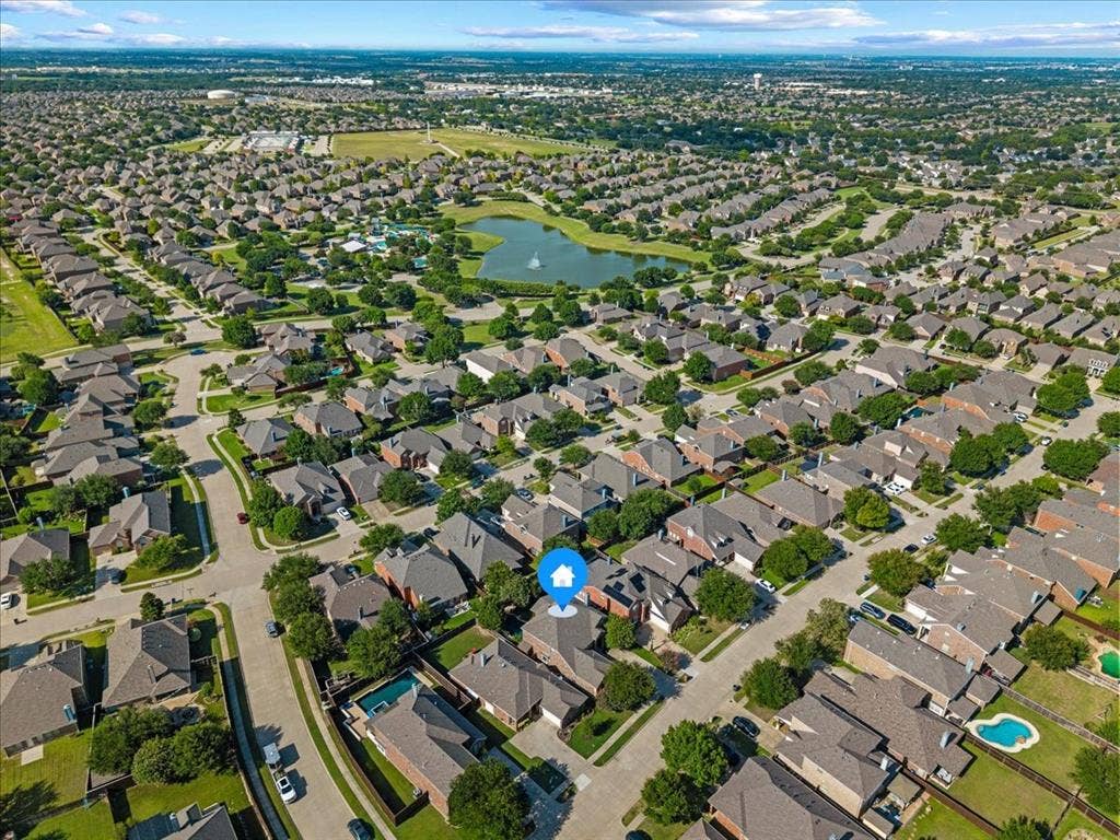 10320 Flat Creek Trail, McKinney, TX 75072 10320 Flat Creek Trail, McKinney, TX 75072