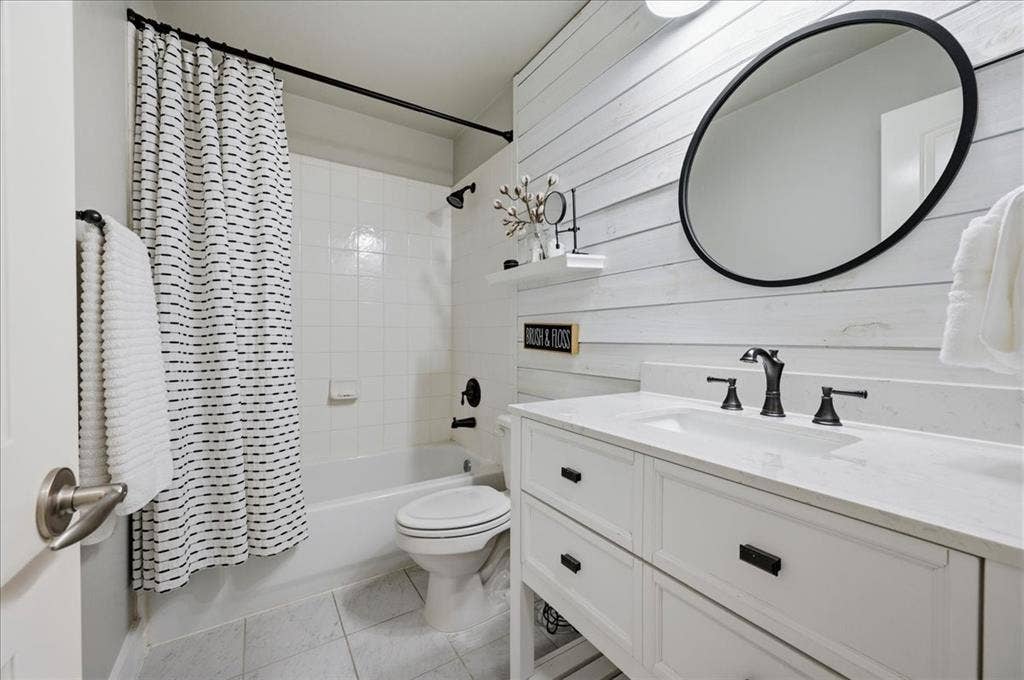 10320 Flat Creek Trail, McKinney, TX 75072 10320 Flat Creek Trail, McKinney, TX 75072