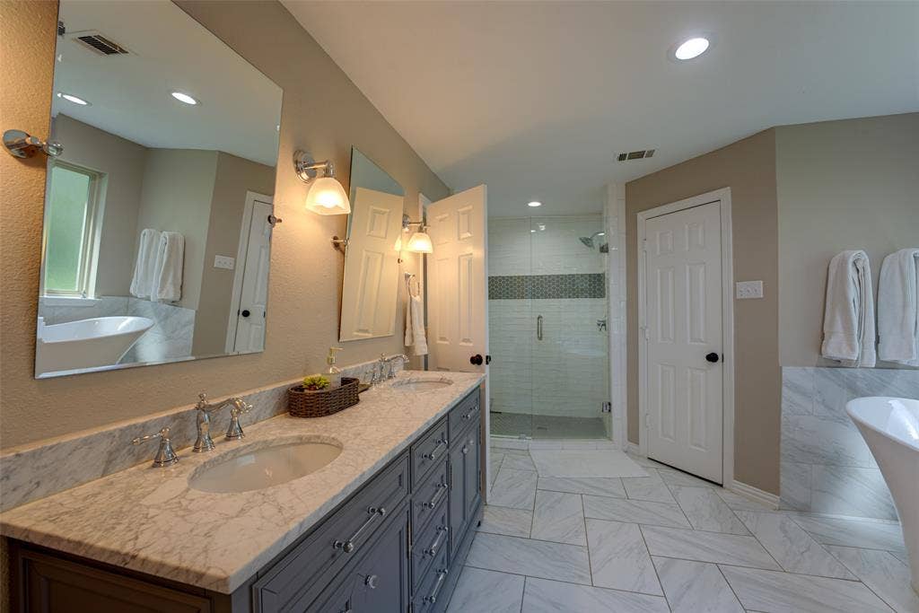 103 Imperial Drive, Mabank, TX 75156 103 Imperial Drive, Mabank, TX 75156