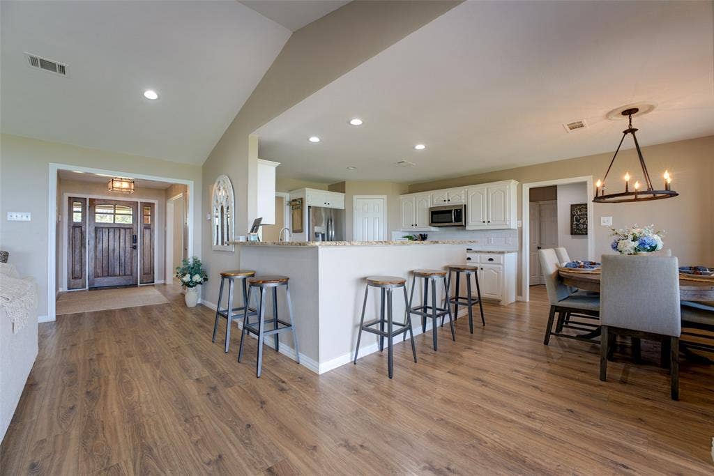 103 Imperial Drive, Mabank, TX 75156 103 Imperial Drive, Mabank, TX 75156