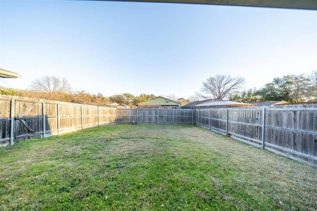 6218 Fallbrook Drive, Garland, TX 75043 6218 Fallbrook Drive, Garland, TX 75043