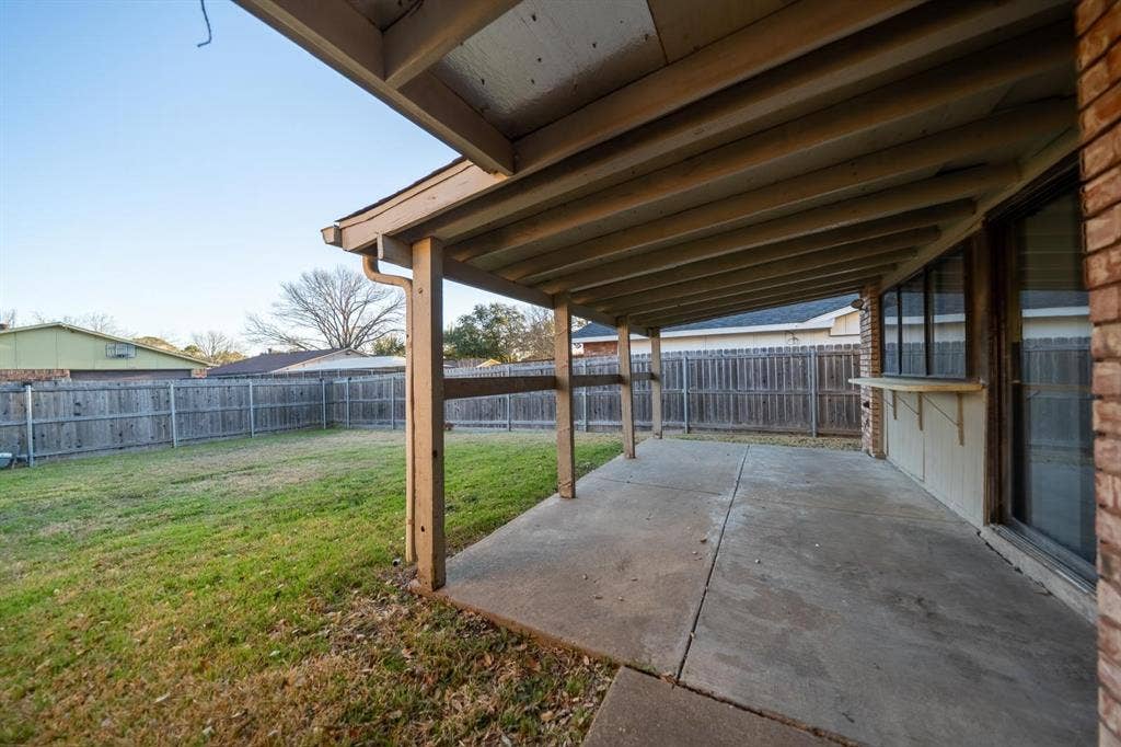 6218 Fallbrook Drive, Garland, TX 75043 6218 Fallbrook Drive, Garland, TX 75043