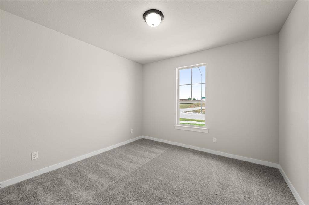 8_6900 Deadwood- Bedroom-1