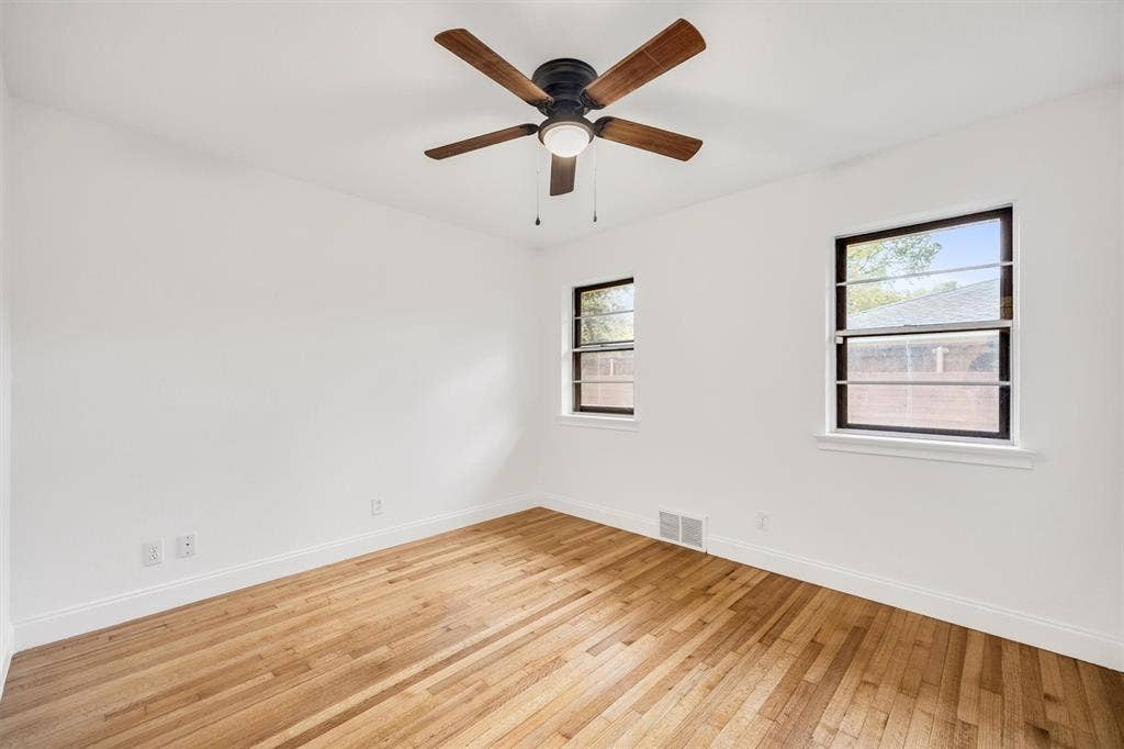 10215 Vinemont Street, Dallas, TX 75218 10215 Vinemont Street, Dallas, TX 75218