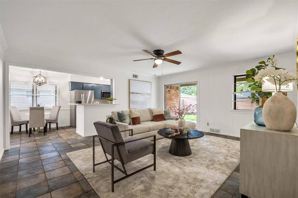 10215 Vinemont Street, Dallas, TX 75218 10215 Vinemont Street, Dallas, TX 75218
