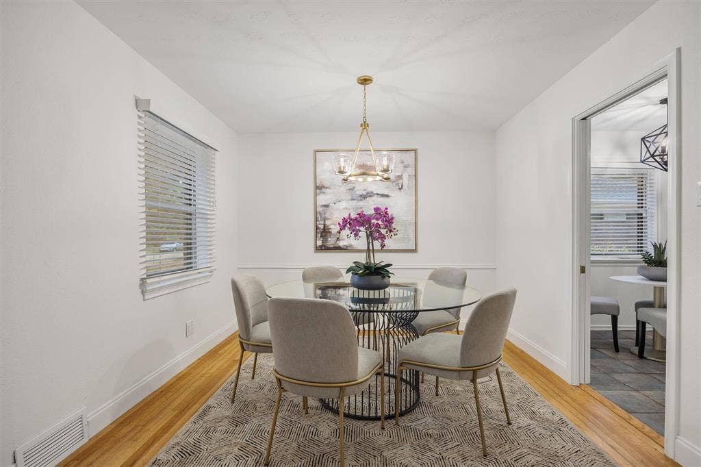 10215 Vinemont Street, Dallas, TX 75218 10215 Vinemont Street, Dallas, TX 75218