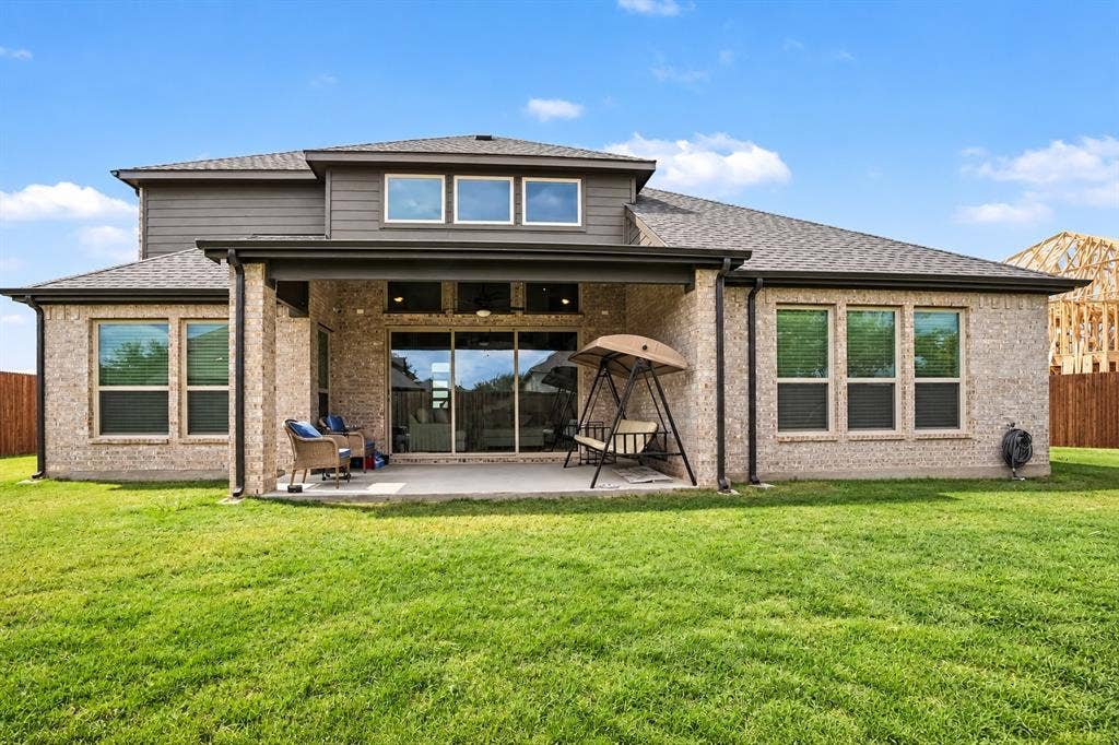 1806 Whisperwood Way, Midlothian, TX 76065
