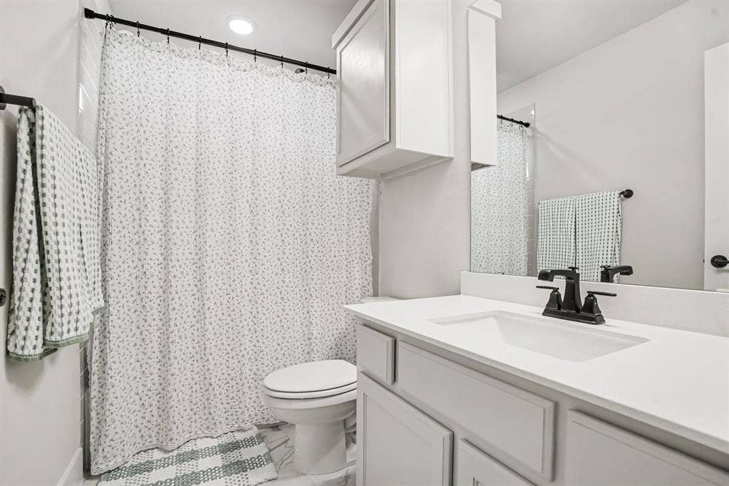 1806 Whisperwood Way, Midlothian, TX 76065