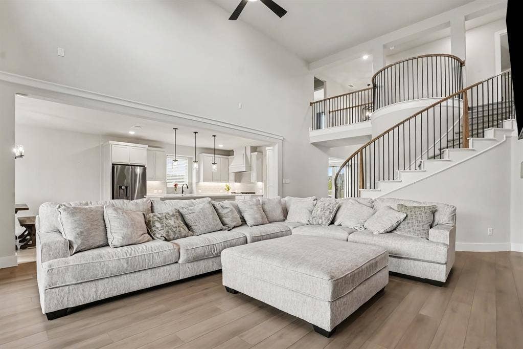 1806 Whisperwood Way, Midlothian, TX 76065