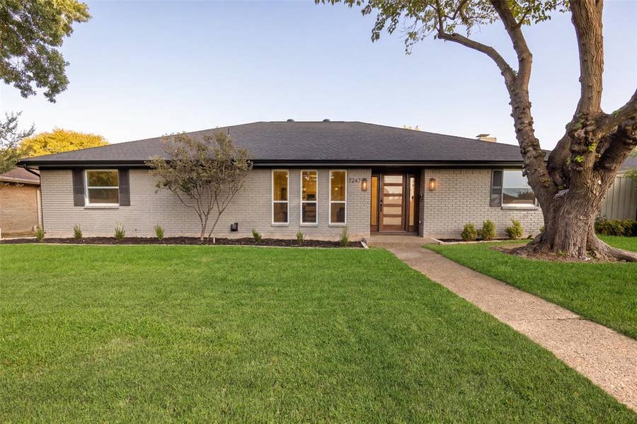 Property photo for 7247 La Sobrina Drive, Dallas, TX