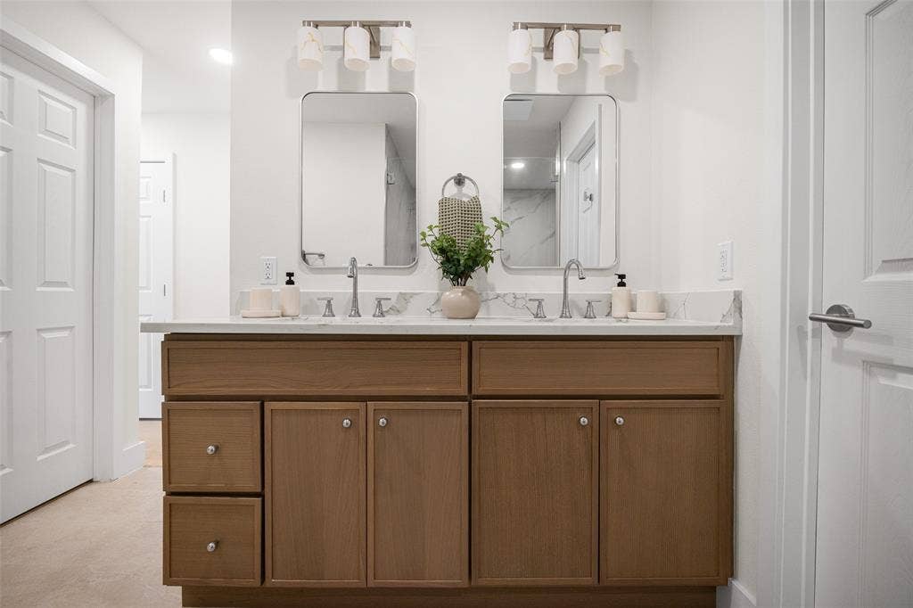 7247 La Sobrina Drive, Dallas, TX 75248 7247 La Sobrina Drive, Dallas, TX 75248