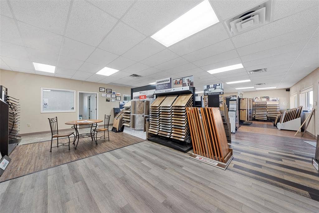 6604 N State Highway 6, Woodway, TX 76712 6604 N State Highway 6, Woodway, TX 76712