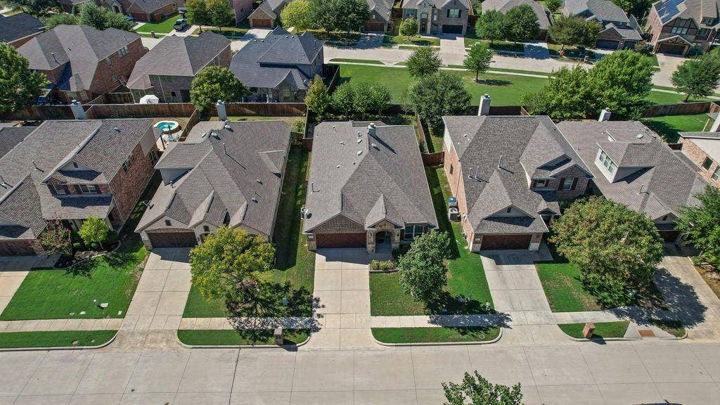 905 Park Place Lane, McKinney, TX 75071 905 Park Place Lane, McKinney, TX 75071