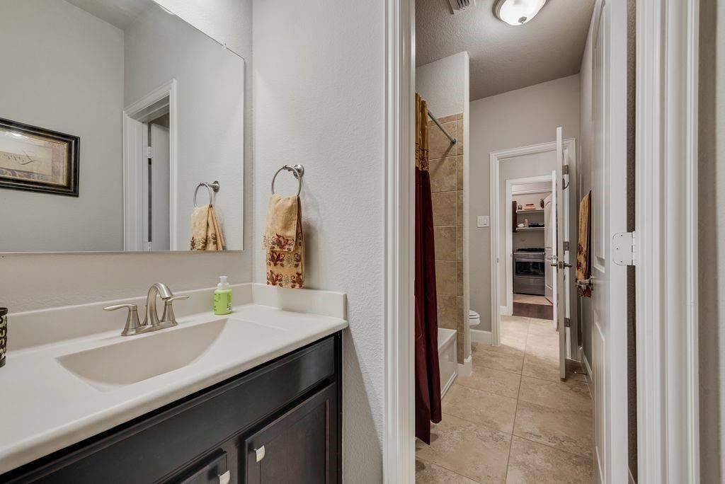 905 Park Place Lane, McKinney, TX 75071 905 Park Place Lane, McKinney, TX 75071