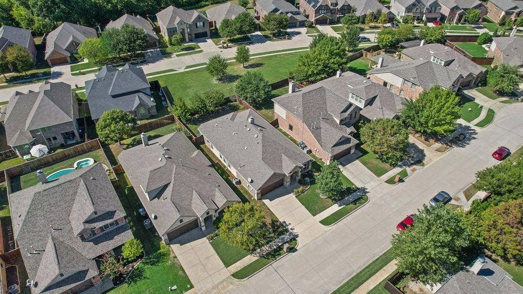 905 Park Place Lane, McKinney, TX 75071 905 Park Place Lane, McKinney, TX 75071
