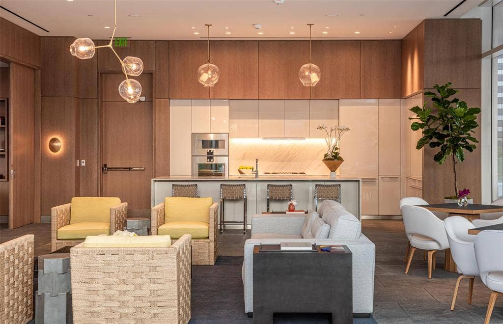 1747 Leonard Street, #2801, Dallas, TX 75201 Arts Terrace Lounge