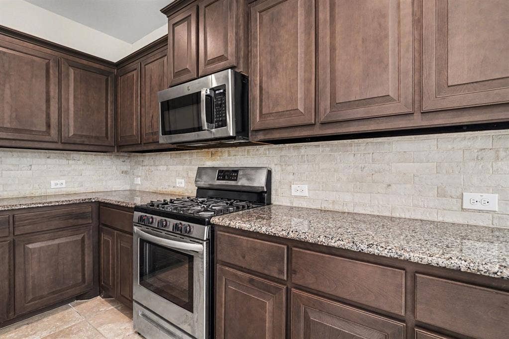 729 Rebecca Lane, Saginaw, TX 76131 729 Rebecca Lane, Saginaw, TX 76131