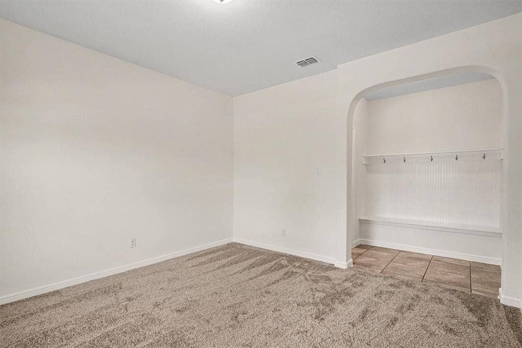 729 Rebecca Lane, Saginaw, TX 76131 729 Rebecca Lane, Saginaw, TX 76131