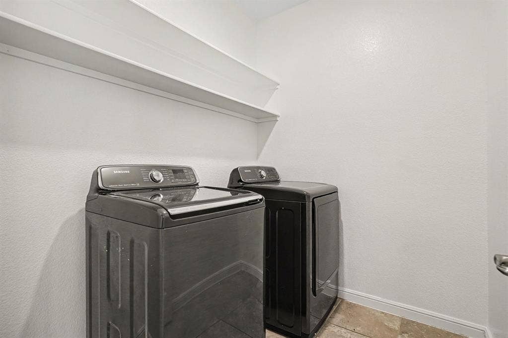 729 Rebecca Lane, Saginaw, TX 76131 729 Rebecca Lane, Saginaw, TX 76131