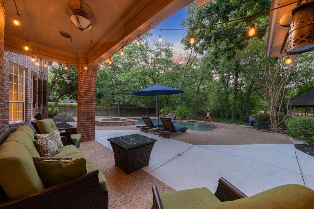 303 Covington Way, Colleyville, TX 76034