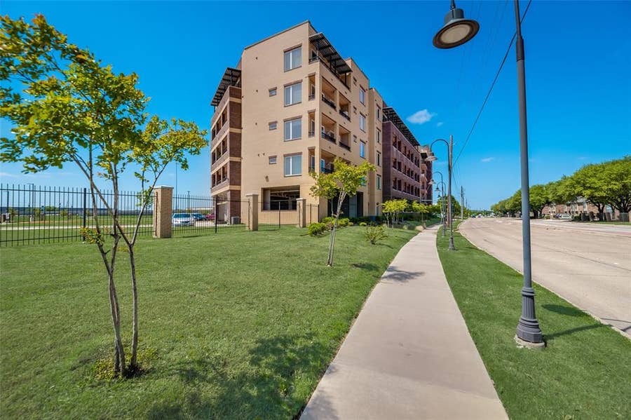 Property photo for 1220 W Trinity Mills Road, #5003, Carrollton, TX