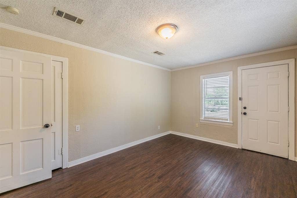3144 Olive Place, Fort Worth, TX 76116