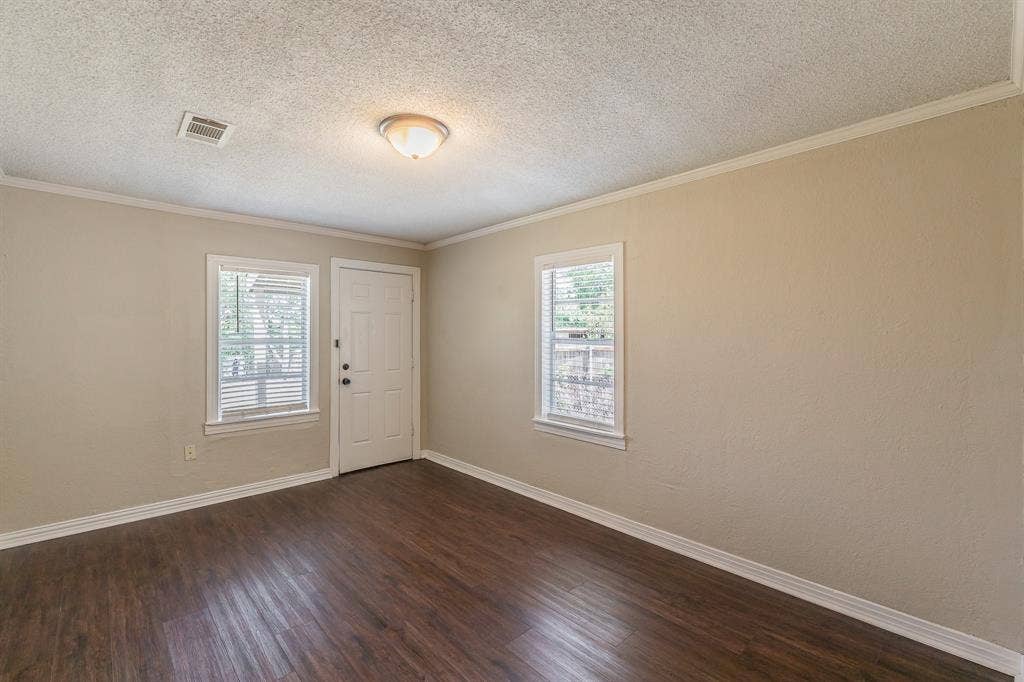 3144 Olive Place, Fort Worth, TX 76116