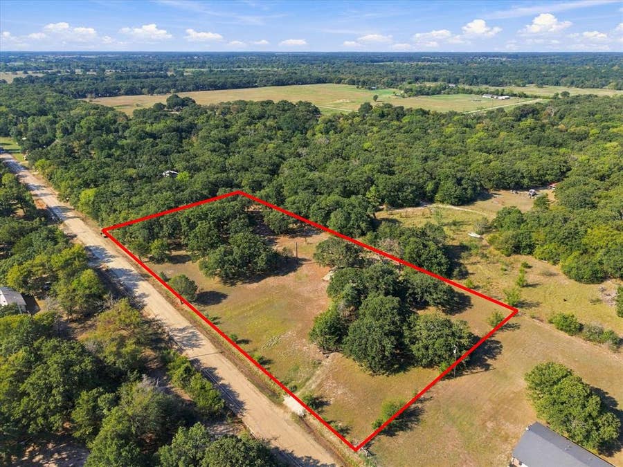 Property photo for 1525 Magnolia Lane, Wills Point, TX