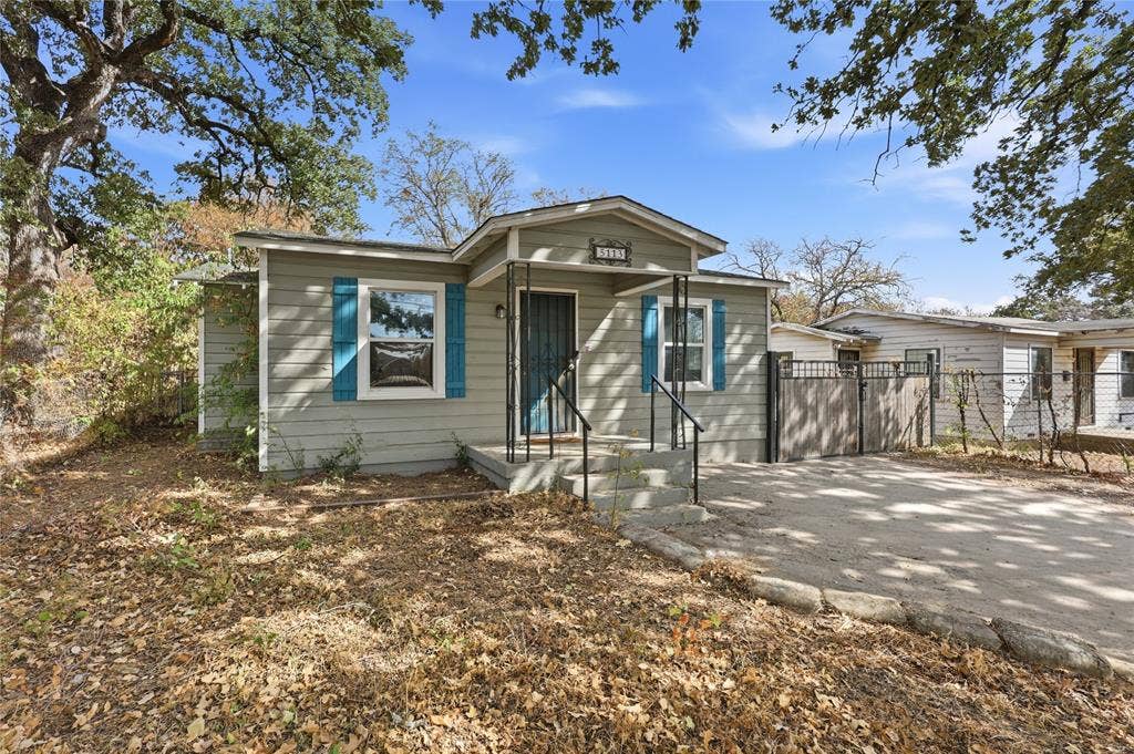 5113 Cottey Street, Fort Worth, TX 76105 5113 Cottey Street, Fort Worth, TX 76105