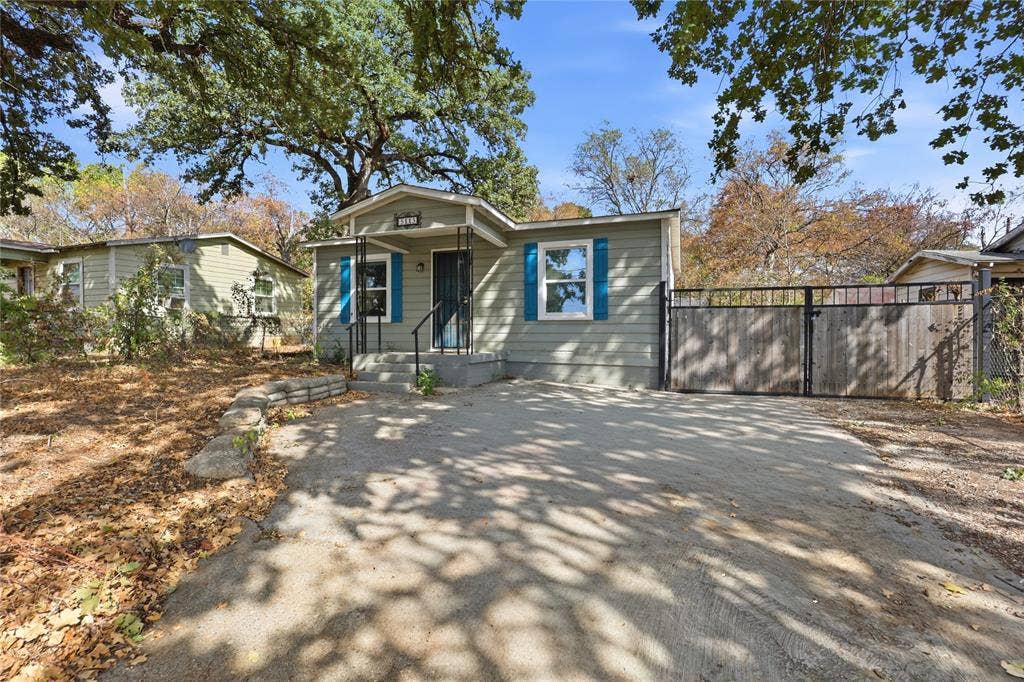 5113 Cottey Street, Fort Worth, TX 76105 5113 Cottey Street, Fort Worth, TX 76105