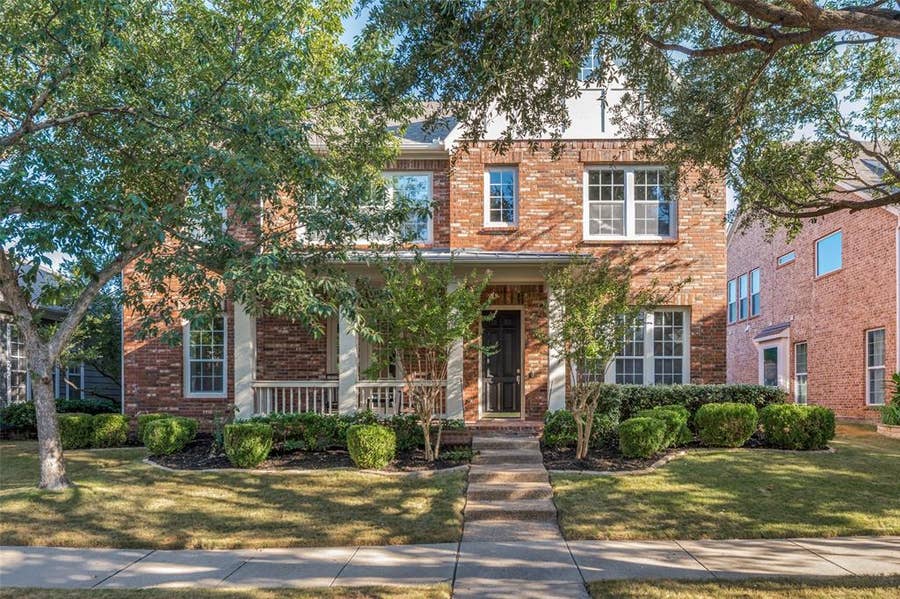 Property photo for 1827 Auburn Drive, Carrollton, TX