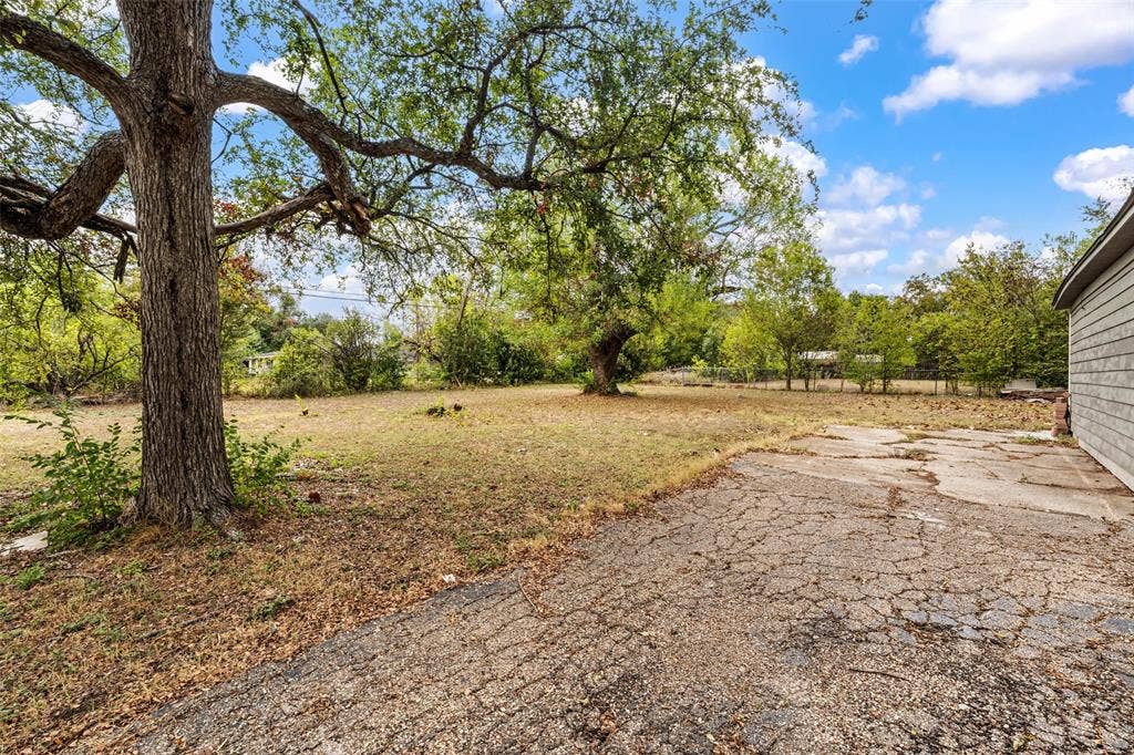 1401 Texas Avenue, Mart, TX 76664 1401 Texas Avenue, Mart, TX 76664