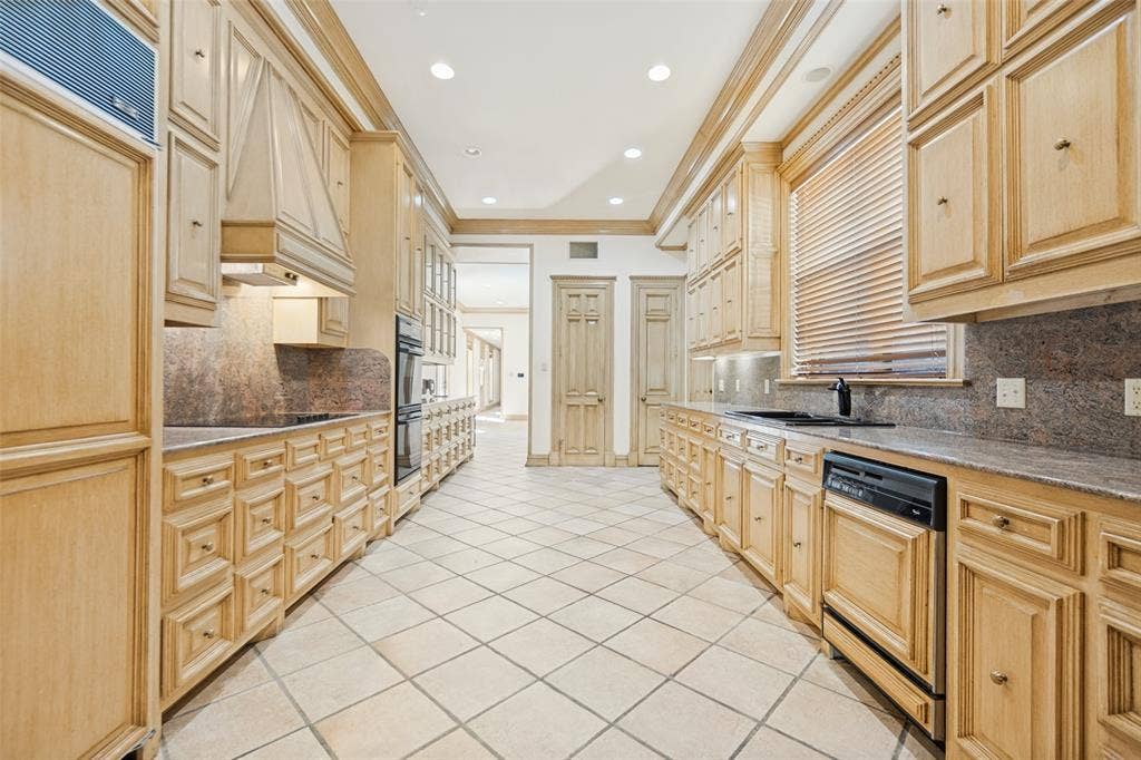 3817 Miramar Avenue, Highland Park, TX 75205 3817 Miramar Avenue, Highland Park, TX 75205