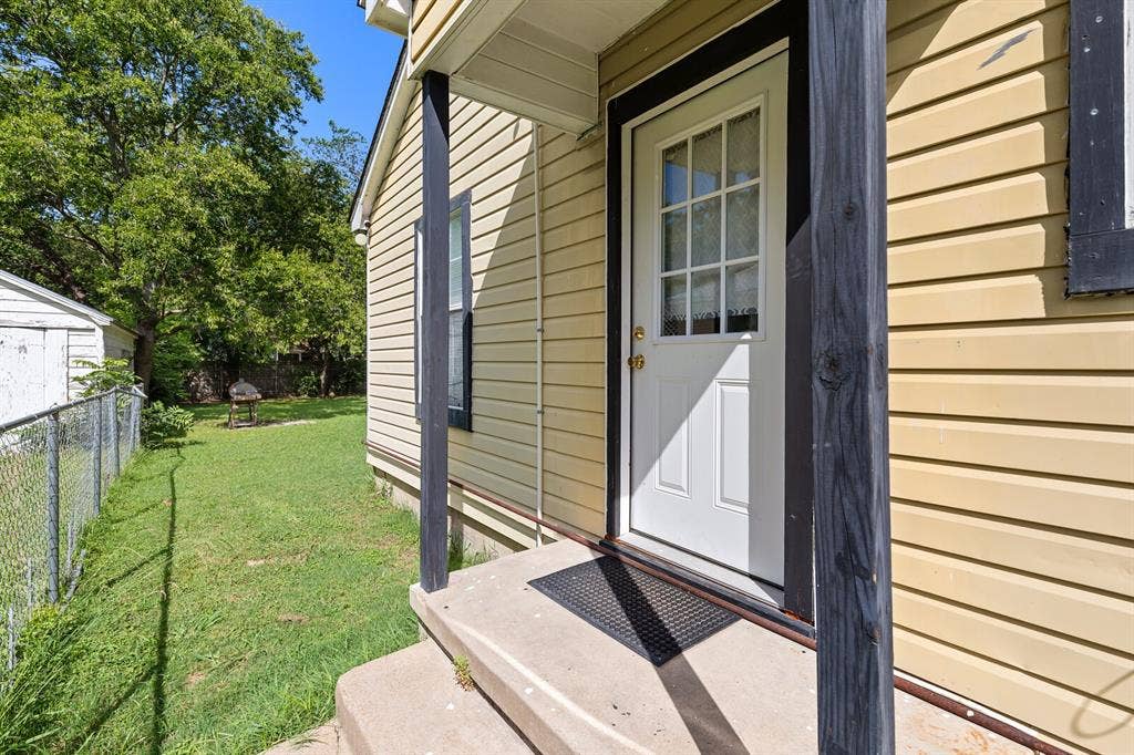 1212 Lewis Street, Waco, TX 76705 1212 Lewis Street, Waco, TX 76705