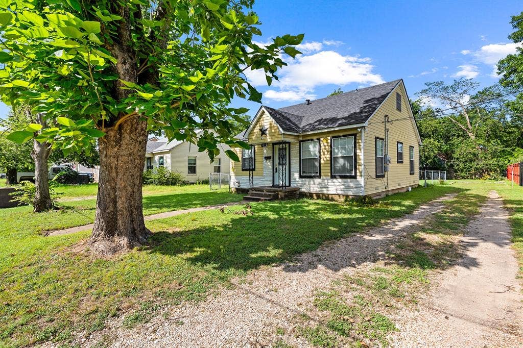 1212 Lewis Street, Waco, TX 76705 1212 Lewis Street, Waco, TX 76705