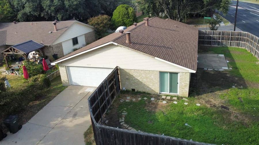 Property photo for 900 Overdowns Drive, Plano, TX