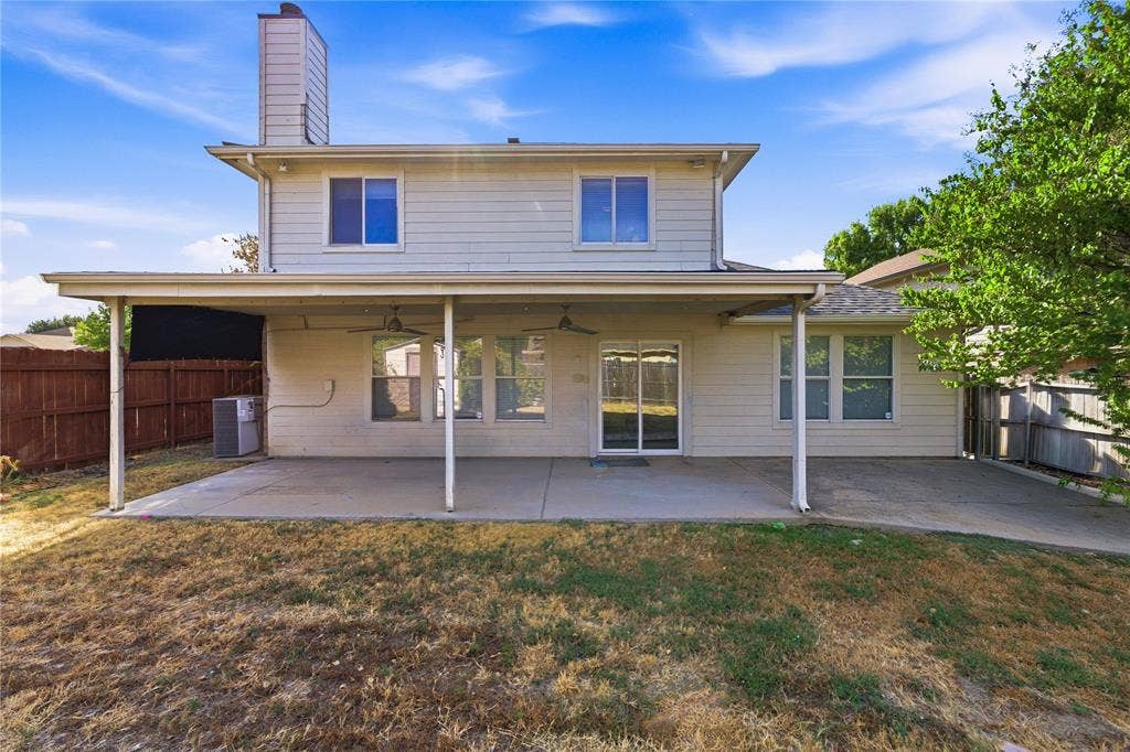 5666 Hunters Bend Lane, Dallas, TX 75249 5666 Hunters Bend Lane, Dallas, TX 75249