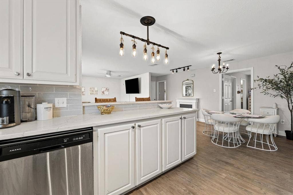 1301 Wood Avenue, #A & B, Waco, TX 76706 1301 Wood Avenue, #A & B, Waco, TX 76706