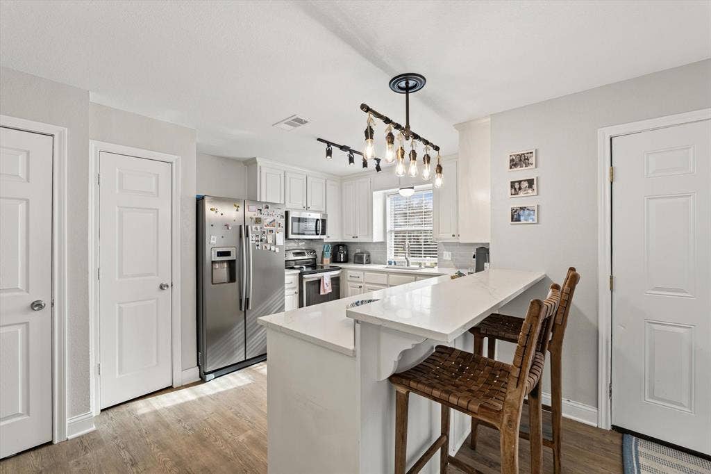 1301 Wood Avenue, #A & B, Waco, TX 76706 1301 Wood Avenue, #A & B, Waco, TX 76706