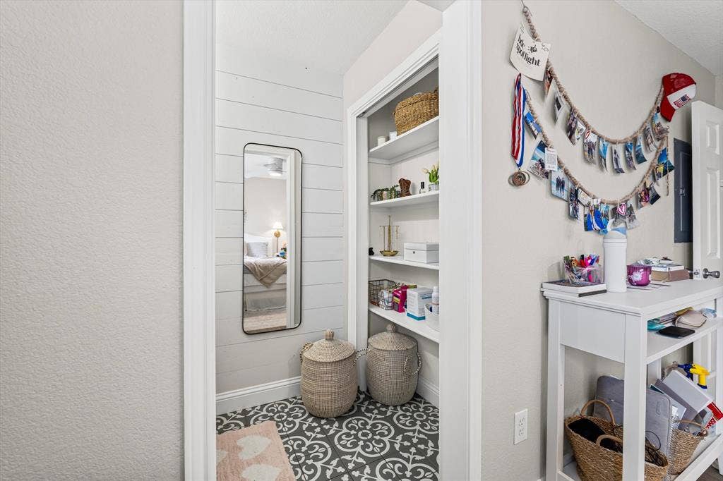 1301 Wood Avenue, #A & B, Waco, TX 76706 1301 Wood Avenue, #A & B, Waco, TX 76706