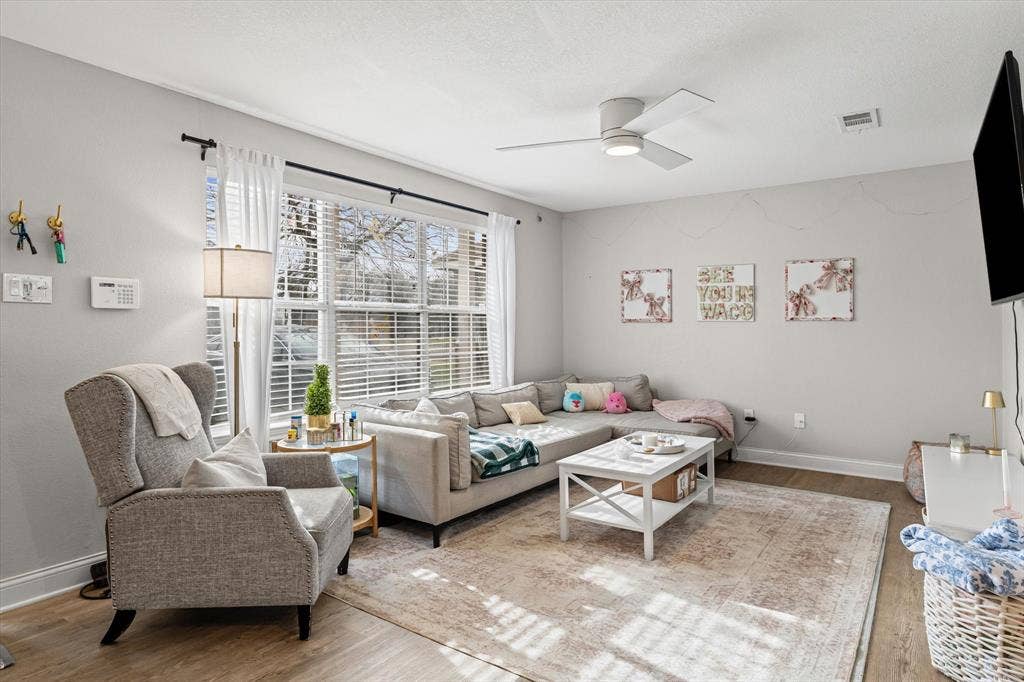 1301 Wood Avenue, #A & B, Waco, TX 76706 1301 Wood Avenue, #A & B, Waco, TX 76706