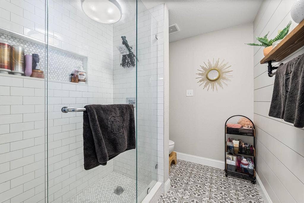 1301 Wood Avenue, #A & B, Waco, TX 76706 1301 Wood Avenue, #A & B, Waco, TX 76706