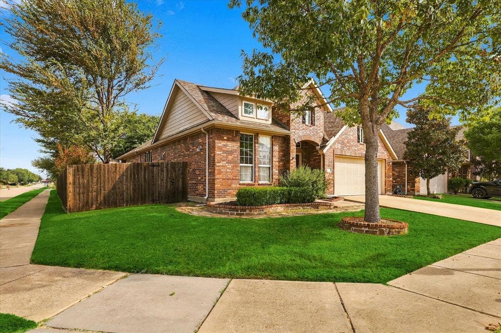 10880 Sedalia Drive, McKinney, TX 75072 10880 Sedalia Drive, McKinney, TX 75072
