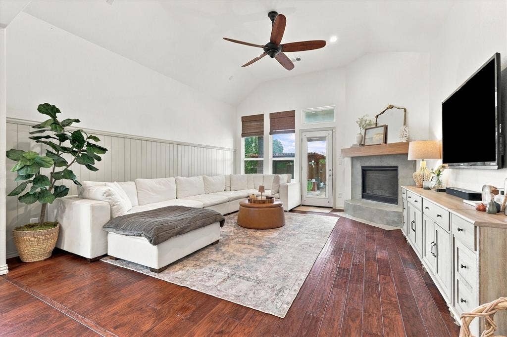 10880 Sedalia Drive, McKinney, TX 75072 10880 Sedalia Drive, McKinney, TX 75072