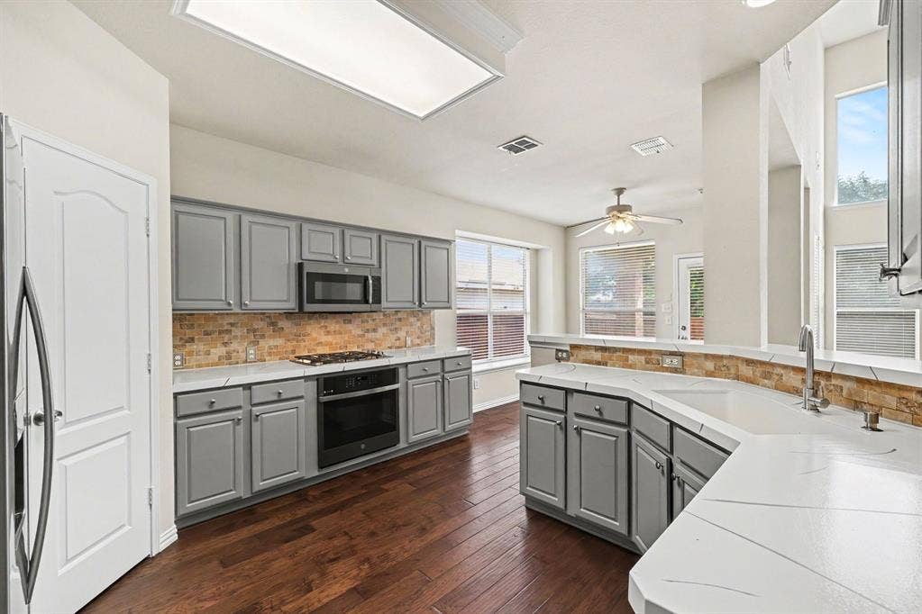 11181 Clearstream Lane, Frisco, TX 75035 11181 Clearstream Lane, Frisco, TX 75035