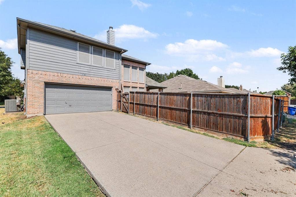 11181 Clearstream Lane, Frisco, TX 75035 11181 Clearstream Lane, Frisco, TX 75035