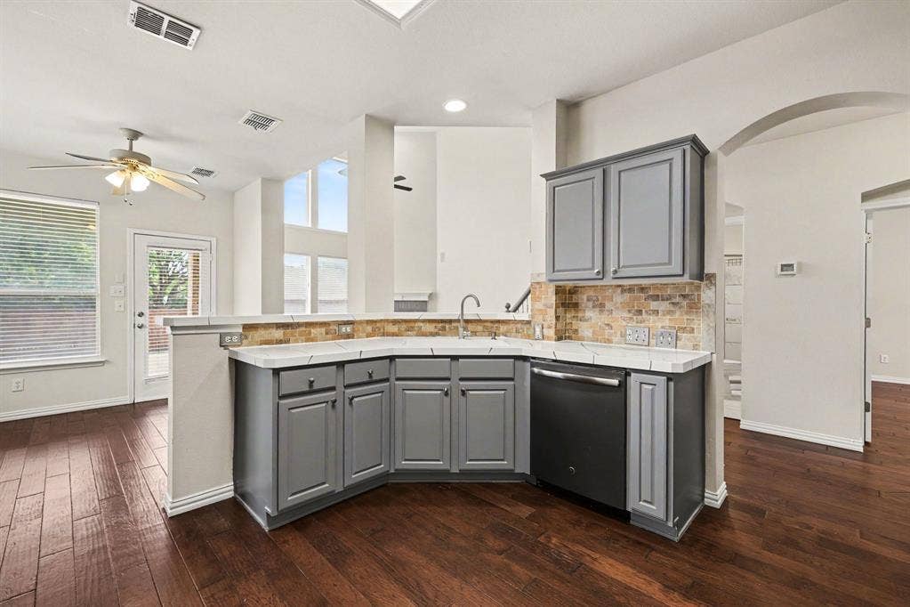 11181 Clearstream Lane, Frisco, TX 75035 11181 Clearstream Lane, Frisco, TX 75035