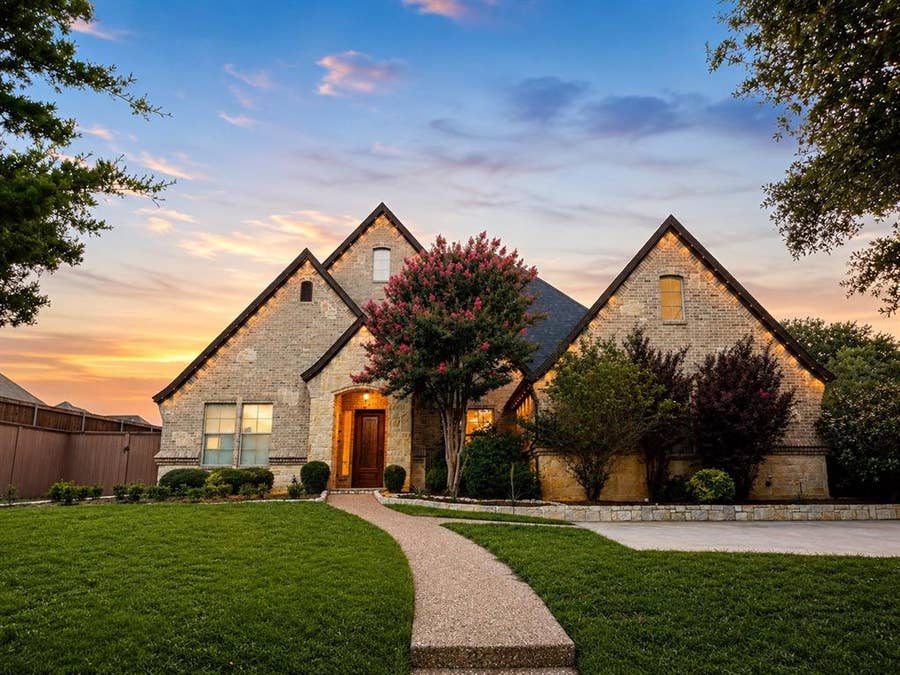 Property photo for 7603 Douglas Lane, North Richland Hills, TX
