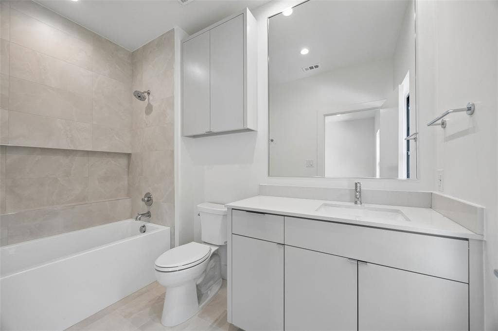 6140 Sudbury Drive, Dallas, TX 75214 6140 Sudbury Drive, Dallas, TX 75214